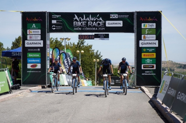 Doblete del Team Bulls en la tercera etapa de Andalucía Bike Race by Garmin