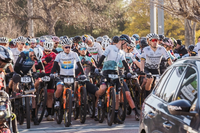 The best XCM cyclists meet at the 14th edition of the Andalucía Bike Race